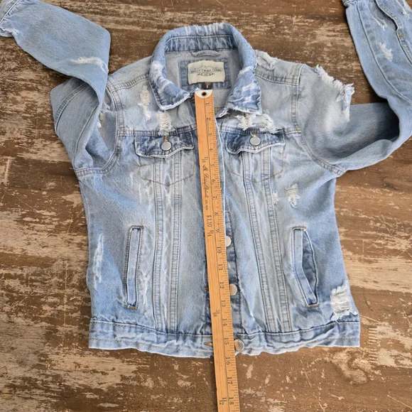 ASHLEY-VINTAGE CHARMM Light Blue Distressed Denim Jacket - Picture 5 of 9